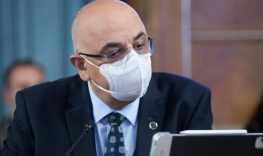 Arafat: Eu o să mă vaccinez public. Le recomand cetățenilor să se vaccineze pentru a se proteja pe ei