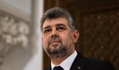 Directorii de şcoli competenți sunt înlocuiţi cu pilele PNL şi USR-PLUS