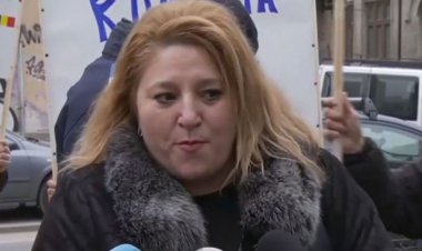 Senatorii PNL cer sancționarea Dianei Șoșoacă: Nu poartă mască, instigă la ură și haos