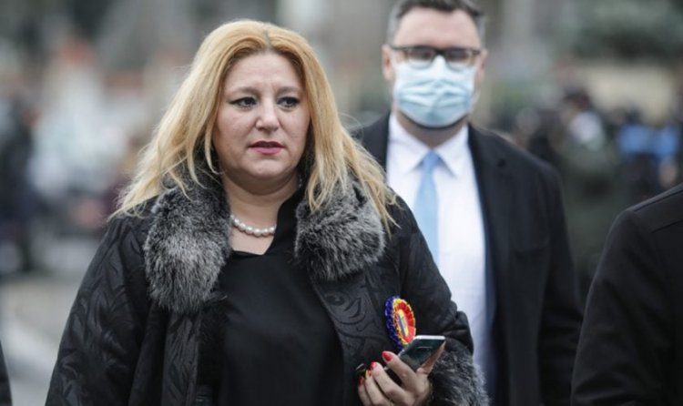 Diana Șoșoacă, despre intrarea în politică: Am fost forțată de soțul meu. România fierbe rău de tot
