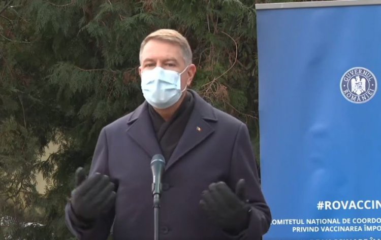 Iohannis: Multă lume vrea să se vaccineze, o schimbare pe care o salut în mod explicit