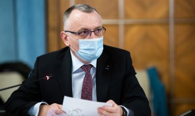 Sorin Cîmpeanu: Beneficiie educaţiei sunt mai mari decât riscurile