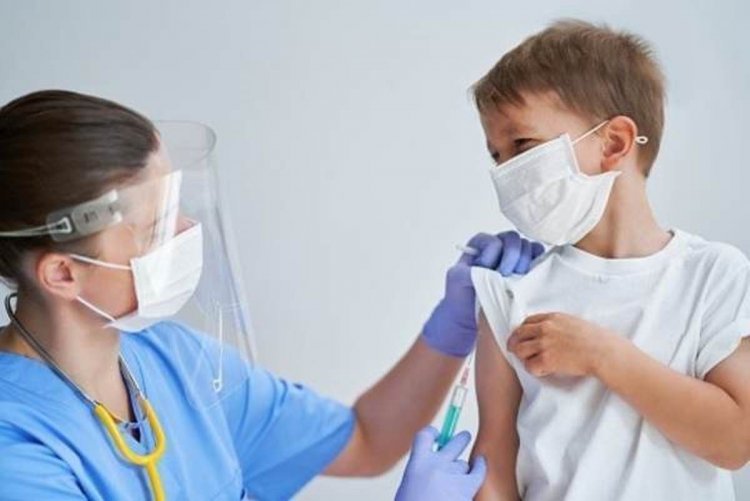 Pfizer va testa o a treia doză de vaccin anti-Covid pentru copiii sub 5 ani