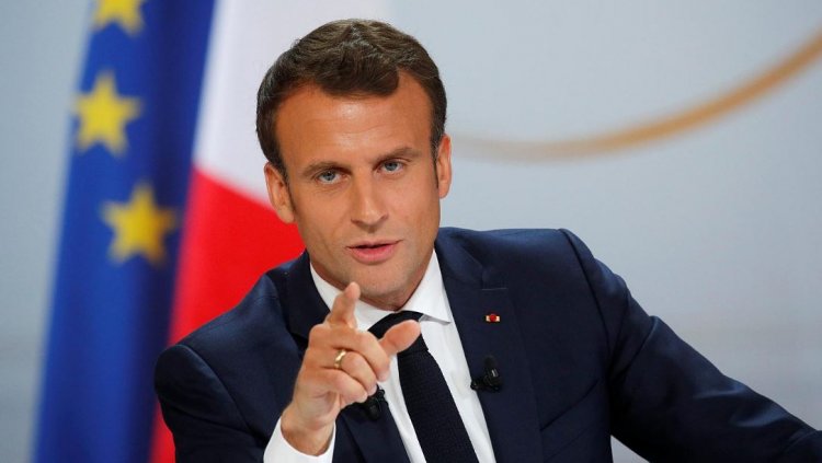 Emmanuel Macron anunţă restricţii extinse şi închiderea şcolilor