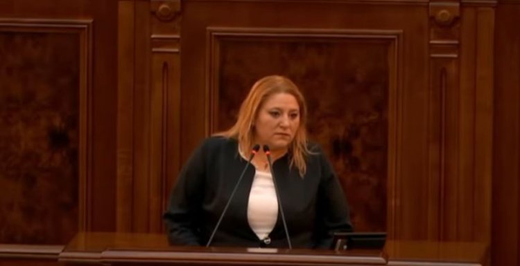 Diana Şoşoacă: Aceste cifre sunt făcute din pix de către cei care fac măşti şi teste PCR