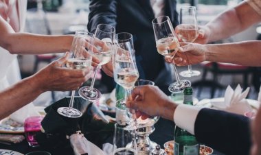 Florin Cîțu: Vom participa la nunți, botezuri, când ne vom vaccina