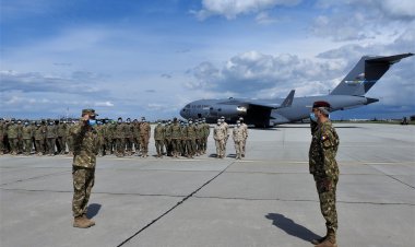 Primii militari români s-au întors din Afganistan