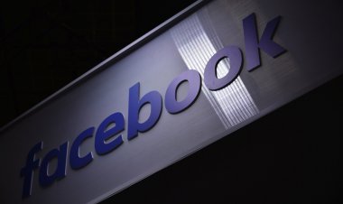 Facebook îl suspendă pe Donald Trump pentru doi ani