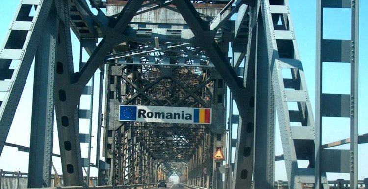 Duminică, autoturismele care trec podul peste Dunăre, în sensul Giurgiu – Ruse, nu achită tariful