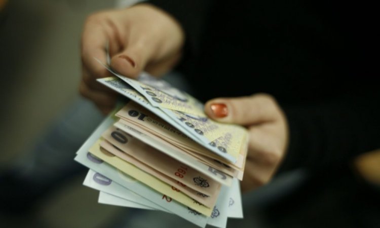 Salariul minim se majorează la 3.000 de lei de la 1 ianuarie 2023