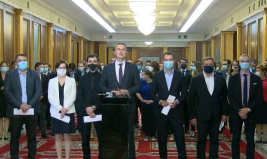 Barna: Florin Cîţu a dinamitat conştient şi perfect responsabil această coaliţie