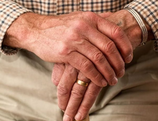 Aniversări speciale, marcate prin premii oferite de municipalitate