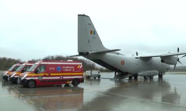 Patru pacienţi cu COVID-19, transportaţi în Italia, cu o aeronavă militară