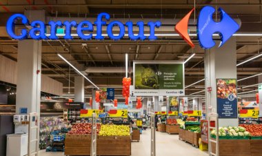 Carrefour a iniţiat retragerea de la comercializare a unor pipote de pui de la Copanex SRL