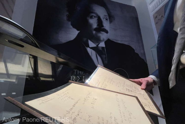 Un manuscris al lui Einstein despre teoria relativităţii, vândut la o licitație cu suma record 11,6 milioane de euro