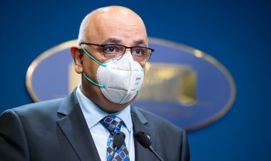 Arafat: Se elimină masca în spații deschise. Accesul în mall-uri, permis şi persoanelor testate