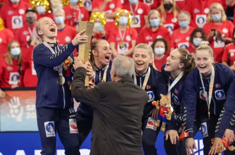 Norvegia cucerește al patrulea titlul mondial la handbal feminin