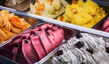 Carrefour retrage de la vânzare mai multe sortimente de îngheţată