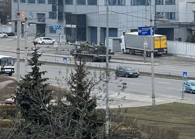 Militarii ruși au intrat in Kiev