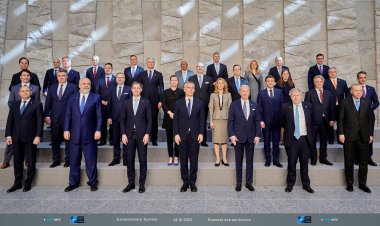 A început summitul extraordinar al NATO consacrat războiului din Ucraina