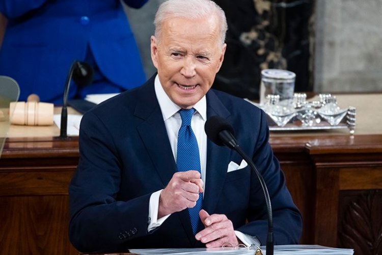 Joe Biden condamnă brutalitatea absolută a bombardamentelor ruseşti în Ucraina