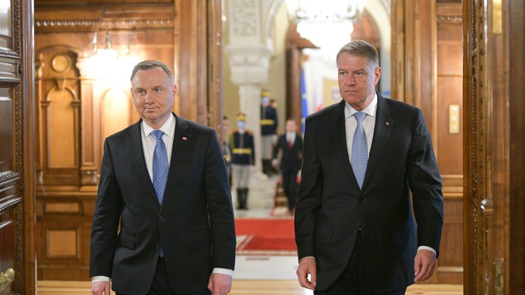 Iohannis: Am decis să organizăm la București un Summit al statelor NATO în format B9