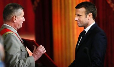 Emmanuel Macron a fost investit preşedinte al Franţei pentru al doilea mandat e cinci ani