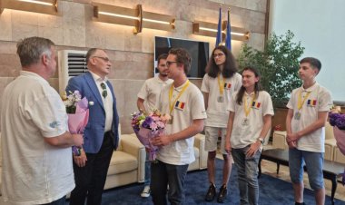 Lotul de Informatică al României, locul I la Olimpiada de Informatică a Europei Centrale