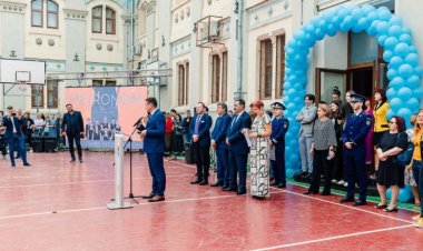 George Simion, huiduit la o festivitate de deschidere a anului școlar: Ce cauți tu aici?