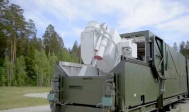 Un oficial rus propune distrugerea sateliților NATO cu arme laser