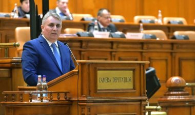 Lucian Bode, despre moțiunea împotriva sa: Un ghiveci, un fel de shaorma cu de toate