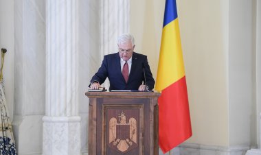 Angel Tîlvar este oficial noul ministru al Apărării