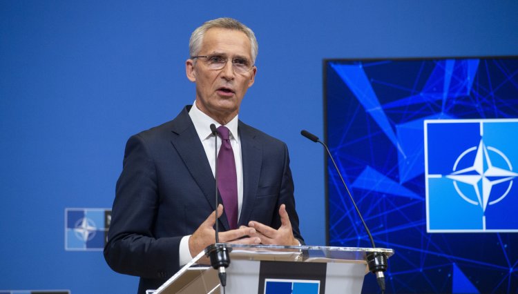 NATO crește producția de armament. Stoltenberg: NATO nu e parte a conflictului, dar susține Ucraina