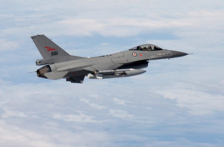 România a semnat contractul pentru cele 32 de avioane F-16 din Norvegia