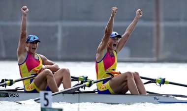 Simona Radiş şi Ancuţa Bodnar, desemnate Echipajul feminin al anului de către Federaţia Internaţională