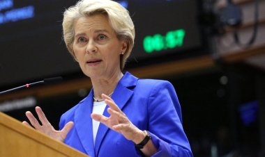 Comisia Europeană propune noi sancţiuni contra Rusiei, care includ şi armata rusă