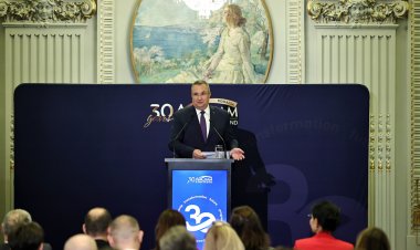 Ciucă: Nu avem altă şansă decât să luptăm în continuare pentru această stabilitate politică