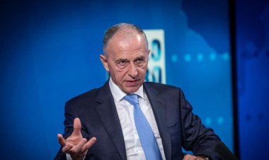 Geoană își dă demisia de la NATO: Să fiu în conducerea NATO a fost onoarea vieții mele.