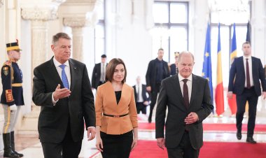 Maia Sandu: Moldova este cel mai vulnerabil vecin al Ucrainei. Moldova se ține dreaptă!