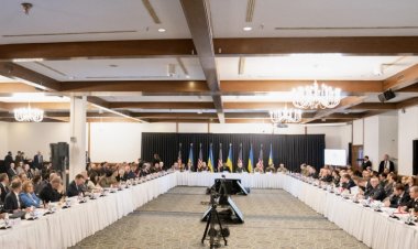 Angel Tîlvăr: Planul preşedintelui Putin de a dezbina comunitatea euroatlantică a eşuat