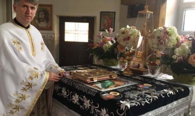 Fostul preot acuzat de racolare de minori, Cristian Pomohaci și-a făcut biserică acasă