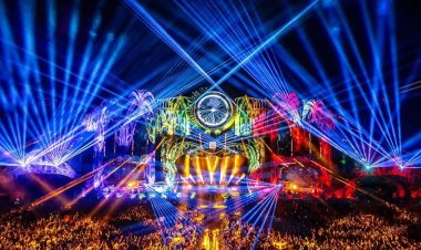 Untold răsplătește elevii de 10 ai României prin campania BAC de 10