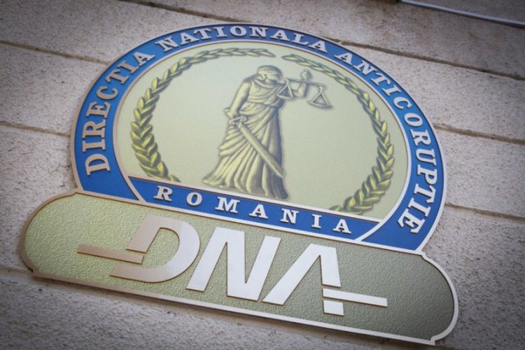 Cinci persoane trimise în judecată pentru fraudă cu fonduri europene de peste 7,7 milioane lei