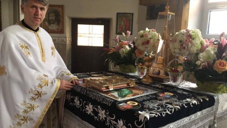 Fostul preot acuzat de racolare de minori, Cristian Pomohaci și-a făcut biserică acasă