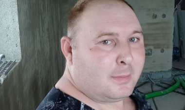 Bărbatul care a ascuns trupul fetei în canapea, a recunoscut crima