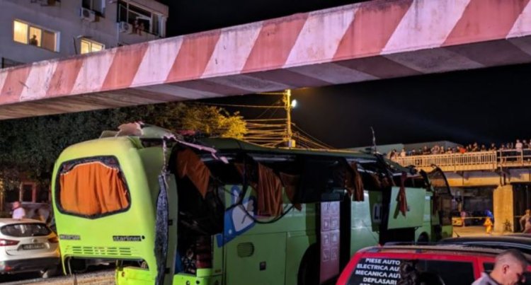 Victimele accidentului de autocar de la Năvodari transportate la spital vor fi externate
