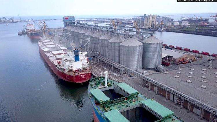 Peste 9 milioane de tone de cereale ucrainene au fost expediate prin portul Constanţa în primele opt luni
