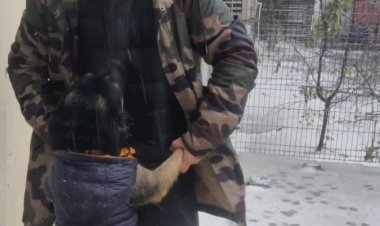 Un bărbat a cerut ajutor, polițiștilor constănțeni, pentru el și câinele lui