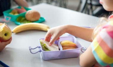 Un milion de elevi vor rămâne fără programul Masa Caldă în 2024