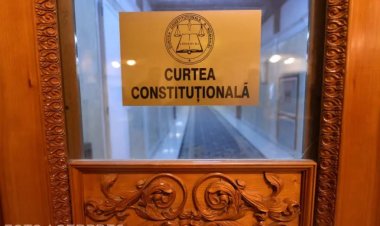 CCR amână pentru 2 decembrie dezbaterile pe solicitarea de anulare a primului tur de scrutin